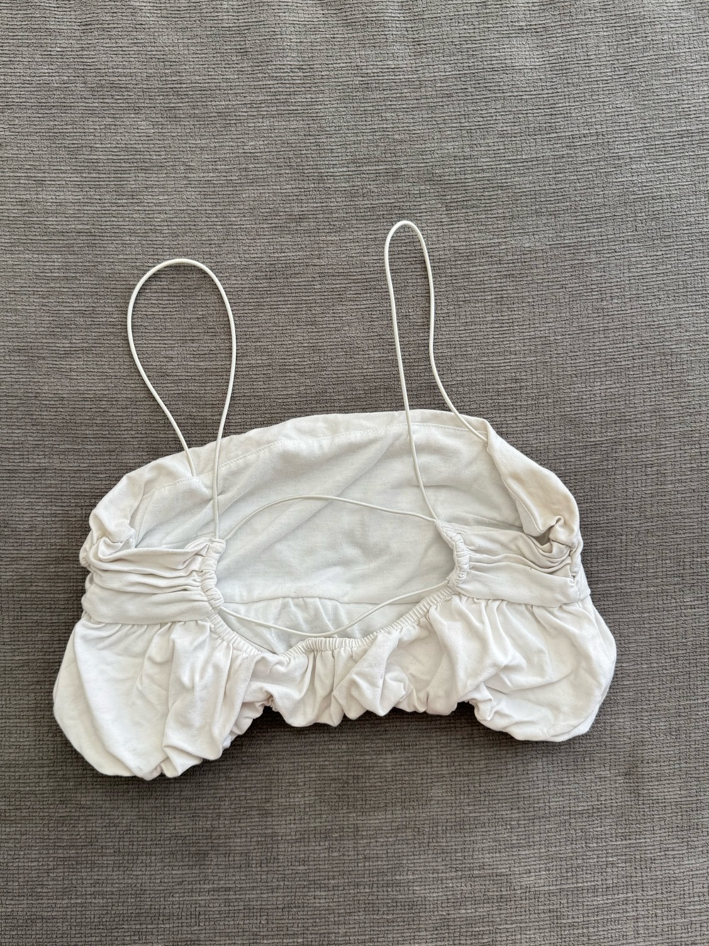 Urban Outfitters White Bandeau Ruffle Top - Picture 3 of 3